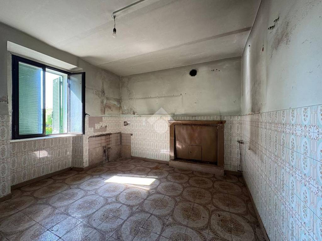 Casa indipendente a Gubbio in Strada di San Simeone Località Branca - Foto 5