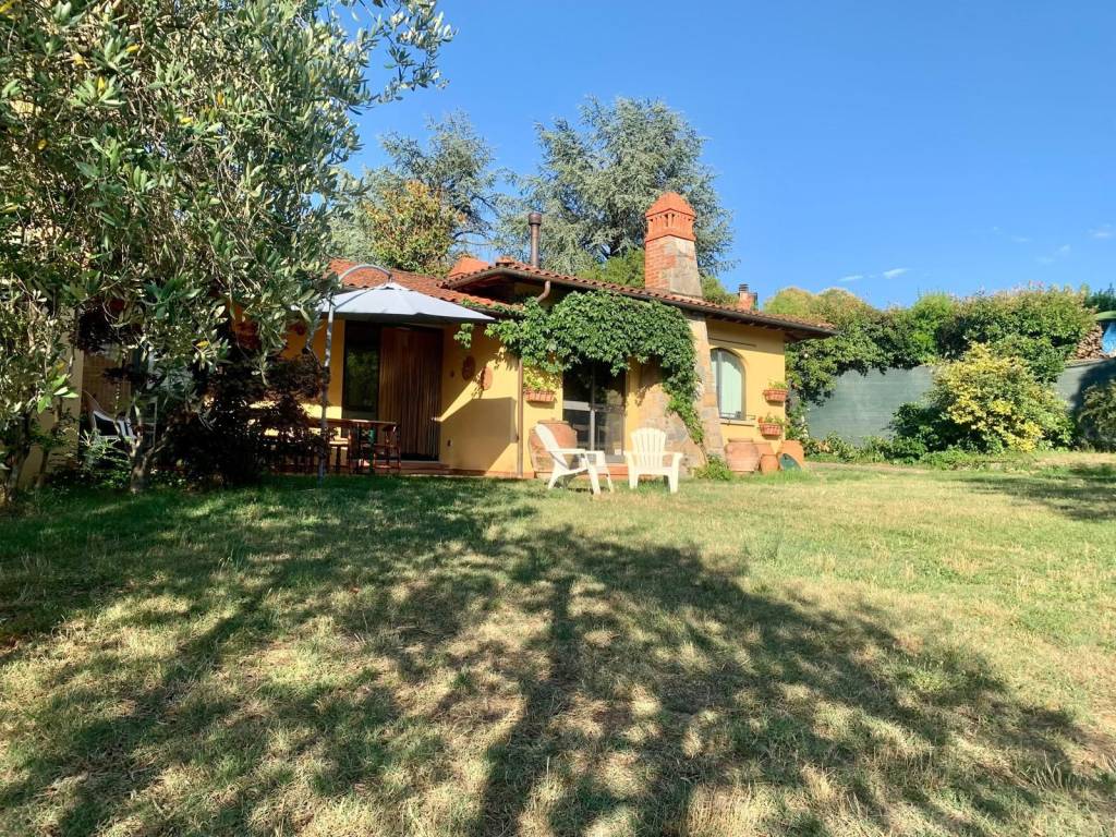 Villa a Cavriglia in Via Monteriani Alta, 6 - Foto 3