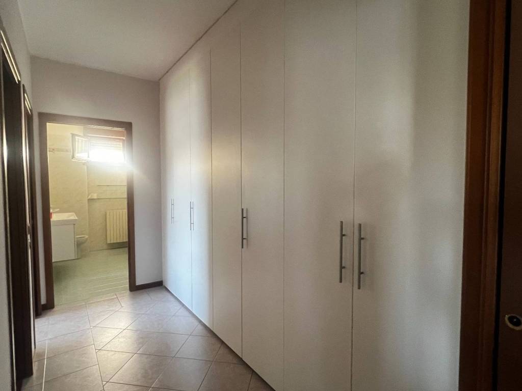 Appartamento a Cremona in Via Francesco Novati - Foto 5