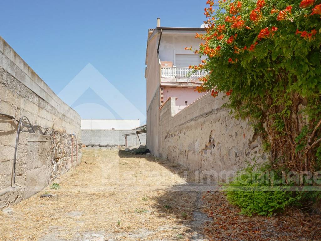 Terreno a Nuraminis in Via Piso, 5 - Foto 2