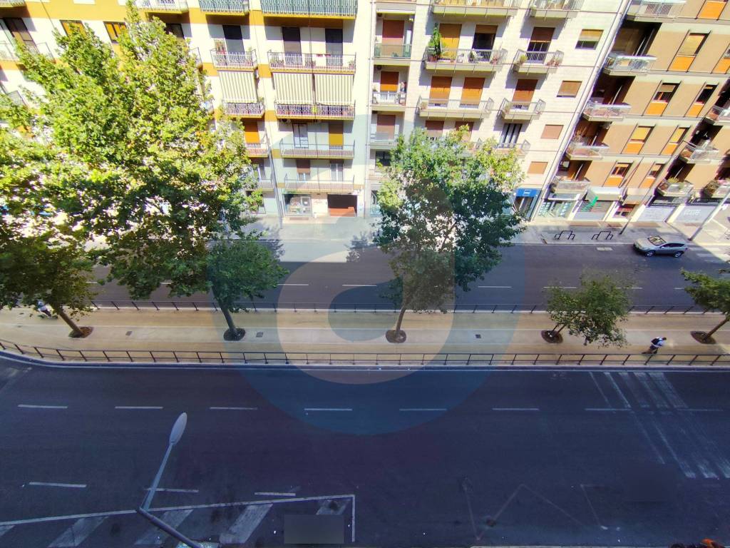 Appartamento a Bari in Viale Unità d'Italia - Foto 4