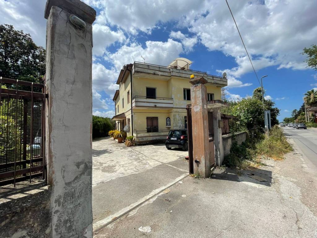 Casa indipendente a Caserta in VIA MONDO, 61 - Foto 3