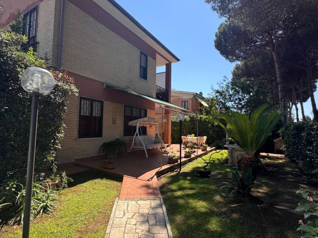 Villa a San felice circeo in Strada Provinciale Badino II - Foto 3