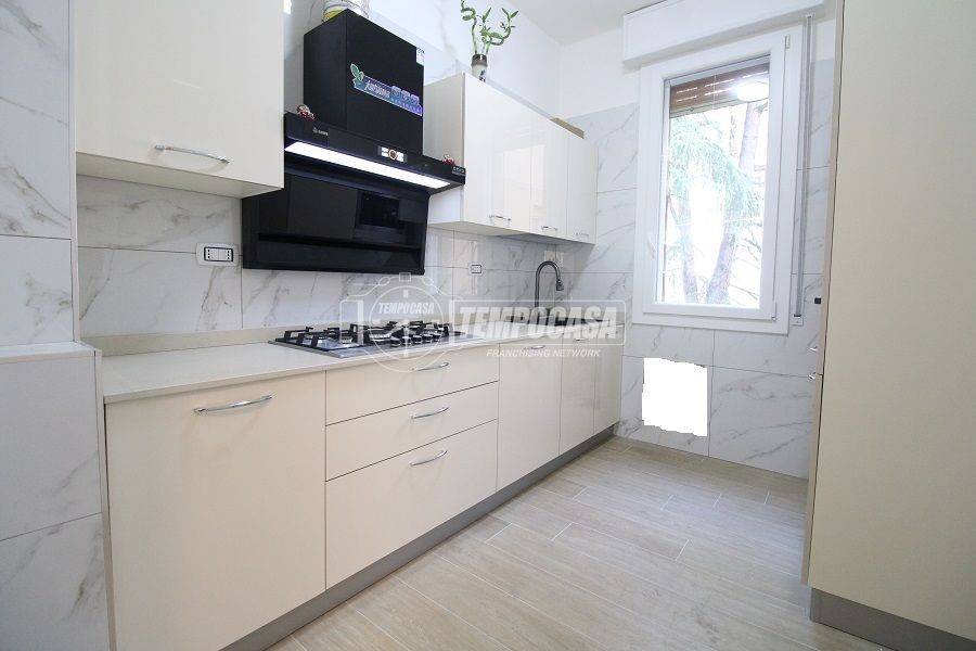 Appartamento a Reggio emilia in Via Viani - Foto 3