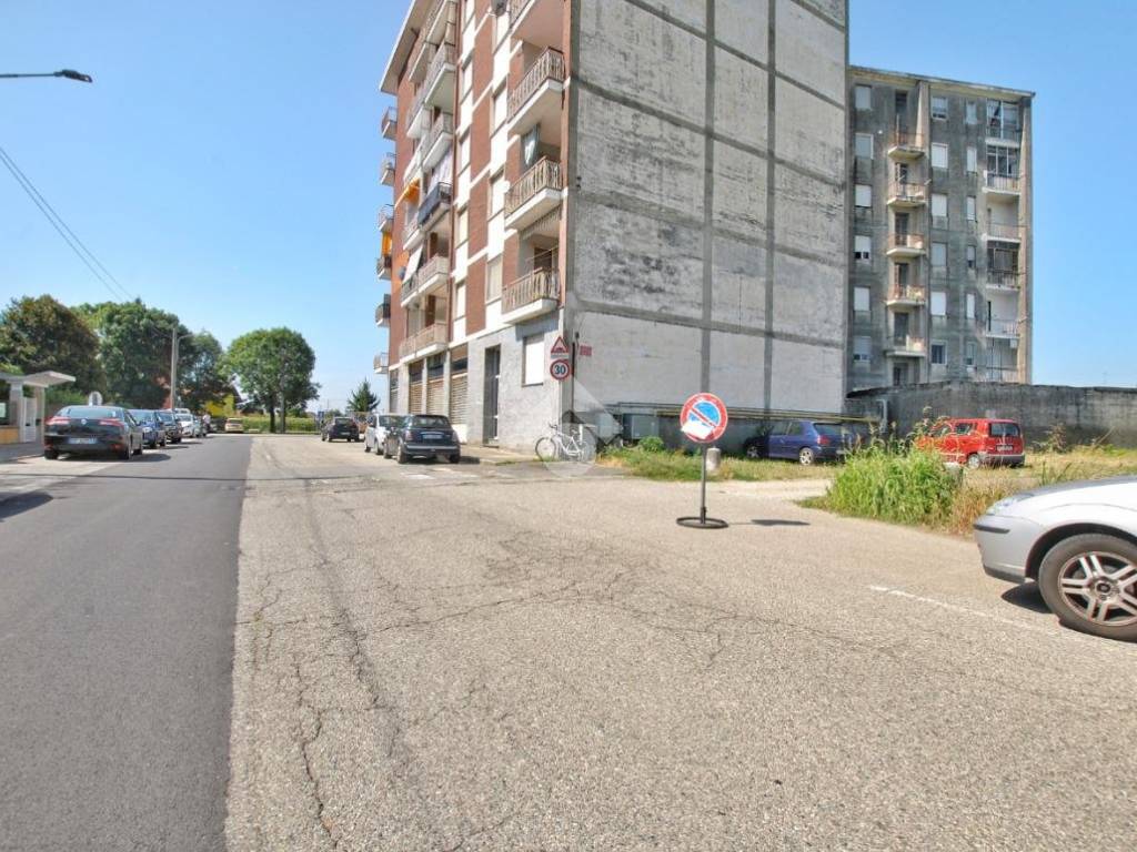 Box / garage a Livorno ferraris in Corso Aosta - Foto 3
