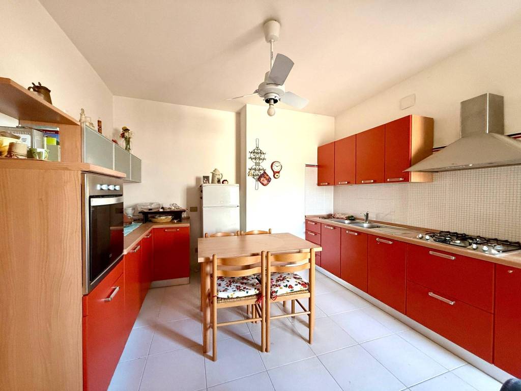 Appartamento a Carbonia in Viale Arsia, 56 - Foto 4