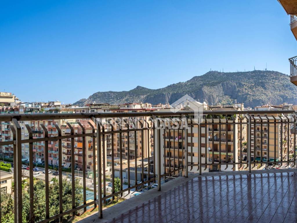 Appartamento a Palermo in Via Sardegna, 66 - Foto 4