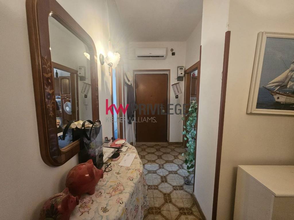 Appartamento a Brindisi in Via Ciro Menotti, 12 - Foto 2