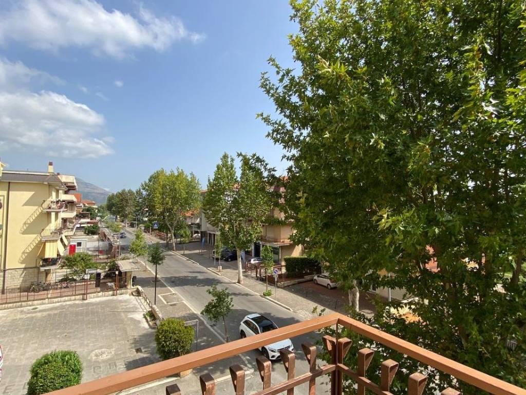Appartamento a Fondi in Via Libero De Libero, 7 - Foto 3