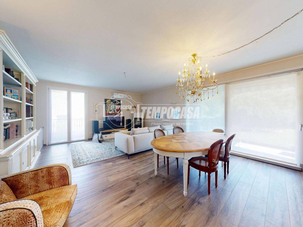 Villa a Faloppio in Via Bernaschina 673 - Foto 4
