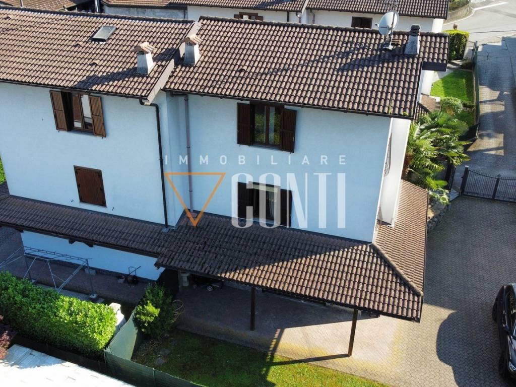 Villa a Cuasso al monte in Via per Besano, 11 - Foto 2