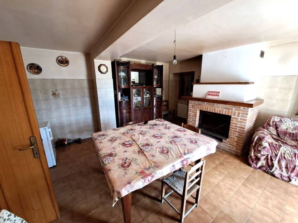 Casa indipendente a Cascia in Località Opagna - Foto 4