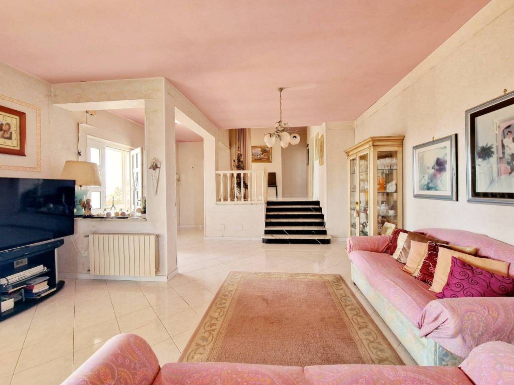 Villa a Latina in Strada Migliara 45 - Foto 3