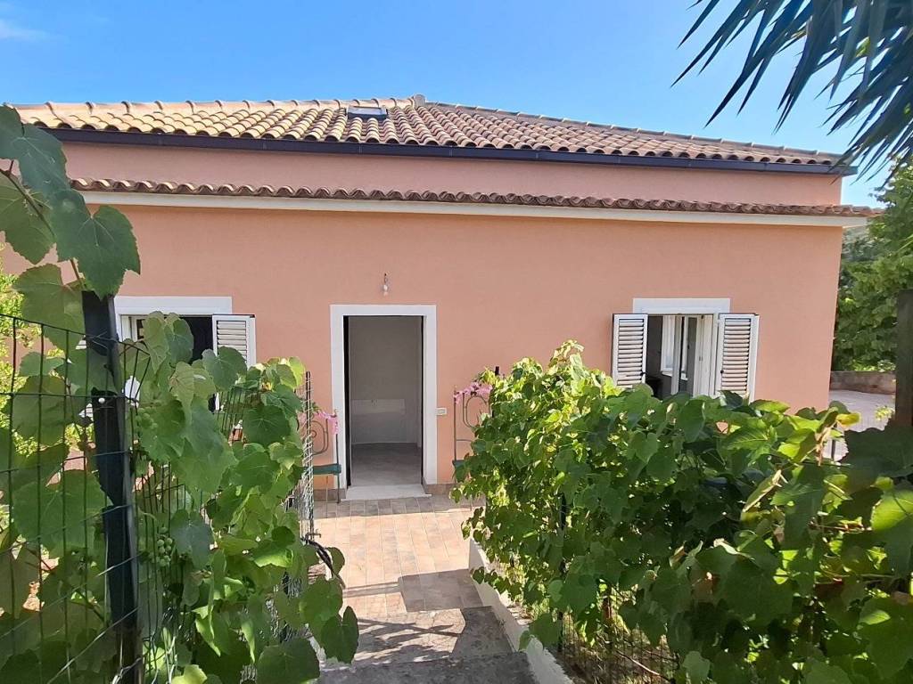 Villa a Maratea in Via Massa Sant'Agata, 3 - Foto 2