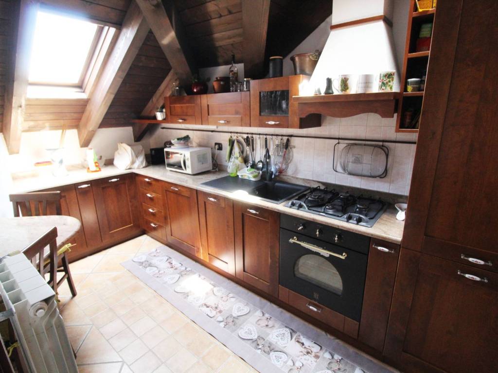 Appartamento a Marnate in Via Roma, 11 - Foto 4