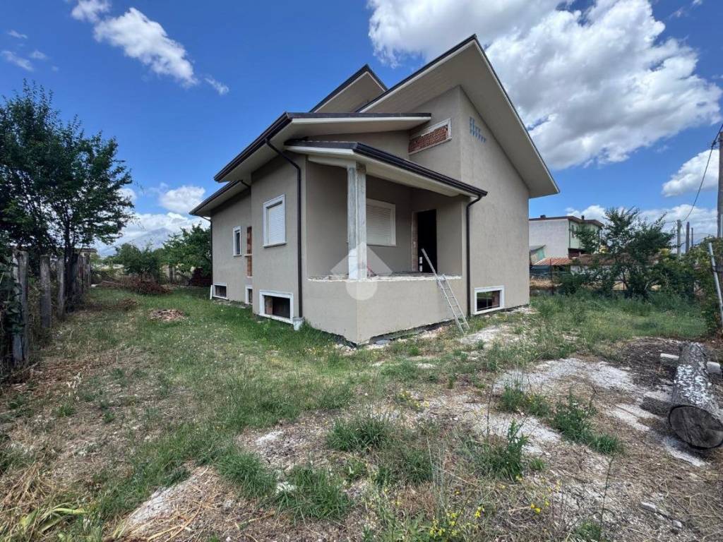Villa a Avezzano in Via Sant'Andrea, 482 - Foto 3