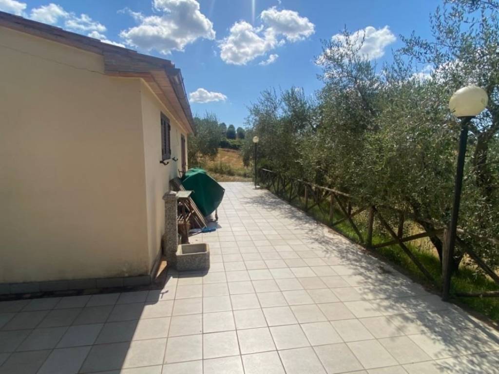 Rustico / casale a Roccastrada - Foto 2