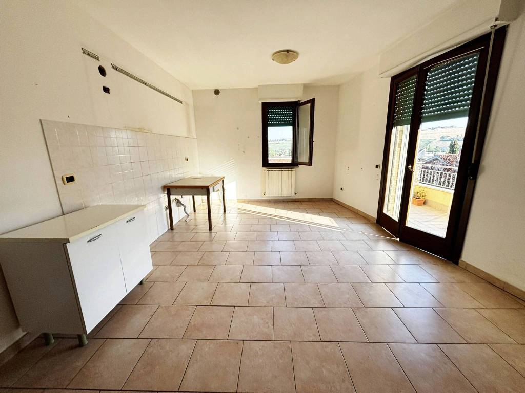 Appartamento a Trecastelli in Via Giuseppe Verdi - Foto 2