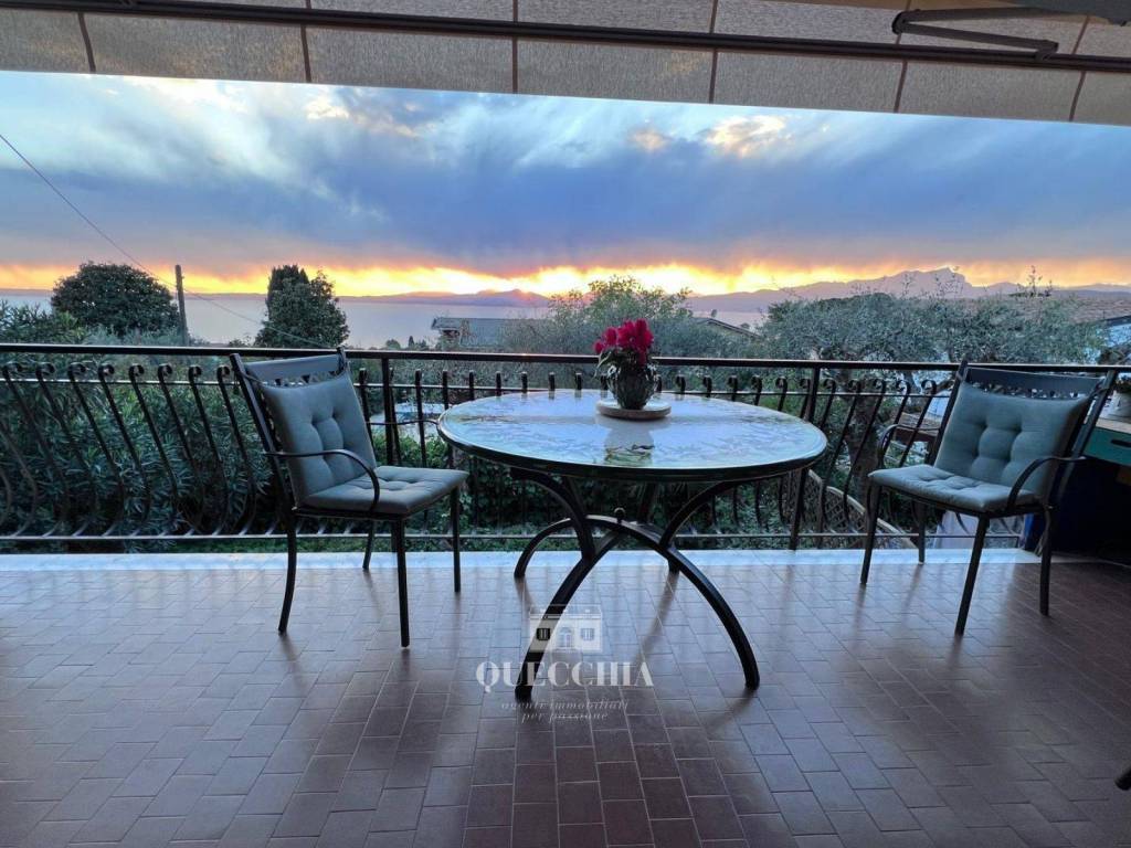 Villa a Bardolino in Via Pralesi - Foto 2