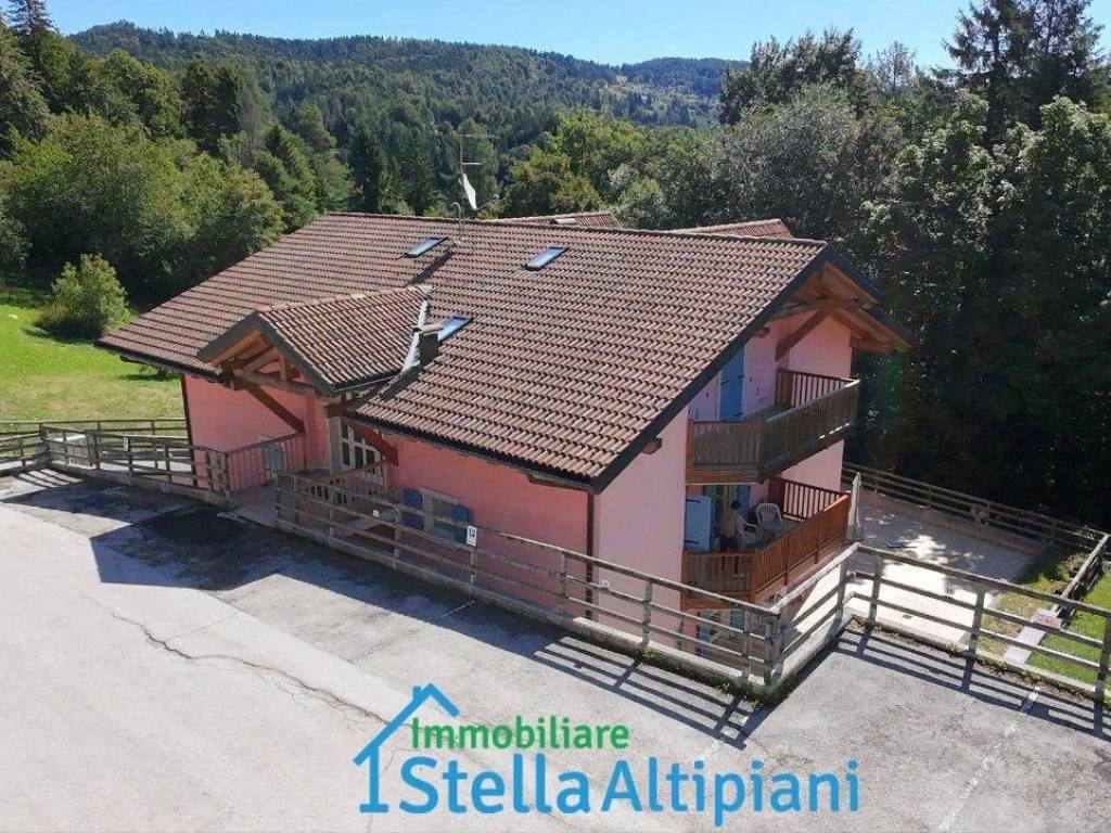 Appartamento a Lavarone in Via Trieste - Foto 2