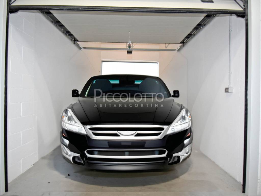 Box / garage a Cortina d'ampezzo in Via dello Stadio - Foto 2
