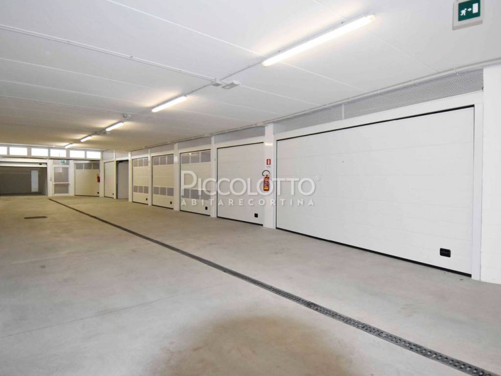 Box / garage a Cortina d'ampezzo in Via dello Stadio - Foto 4