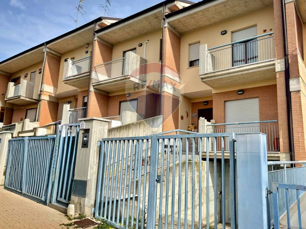 Villetta a schiera a Miglianico in Via Collemarino, 27 - Foto 4