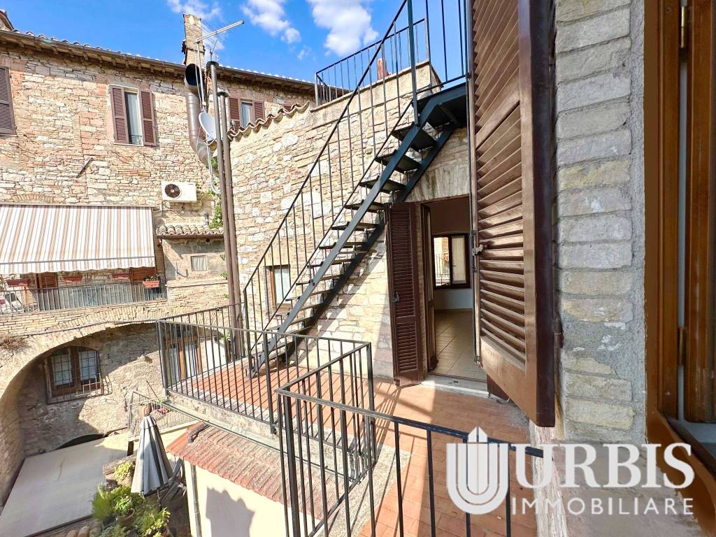Appartamento a Assisi in Via San Rufino, 25 - Foto 3