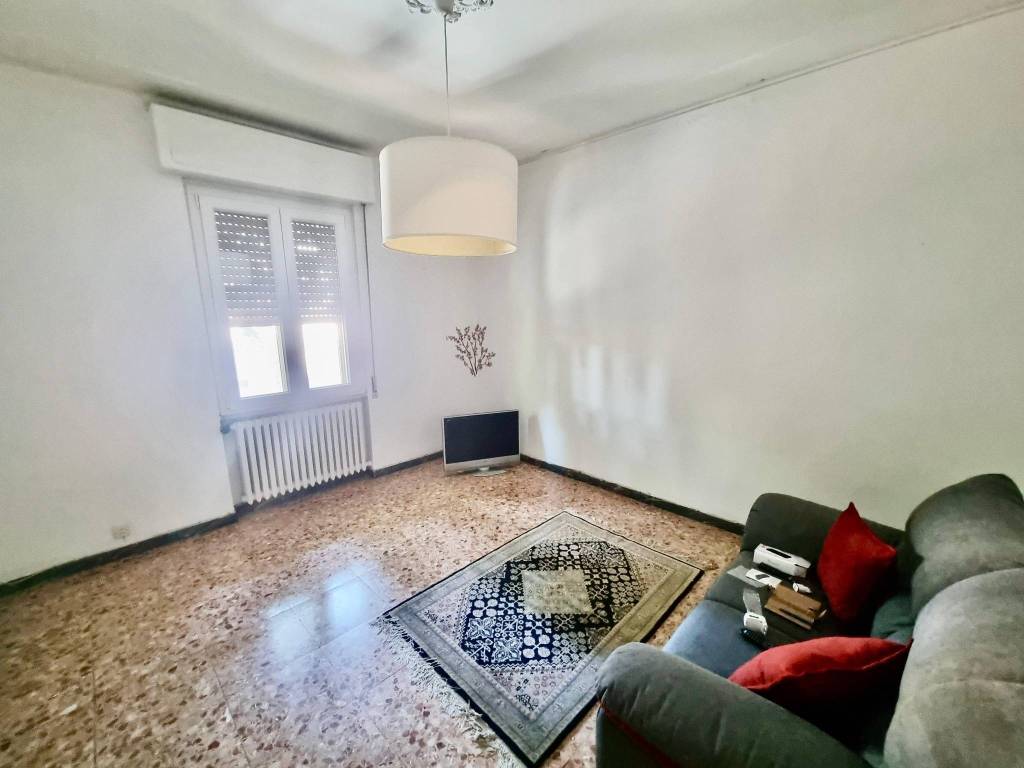 Appartamento a Piacenza in Via Luigi Evangelista - Foto 2