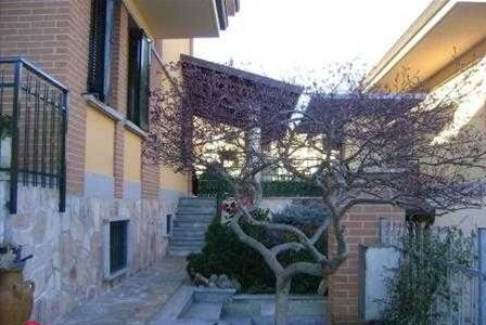 Villa a Bra in Via Reviglio della Veneria - Foto 2
