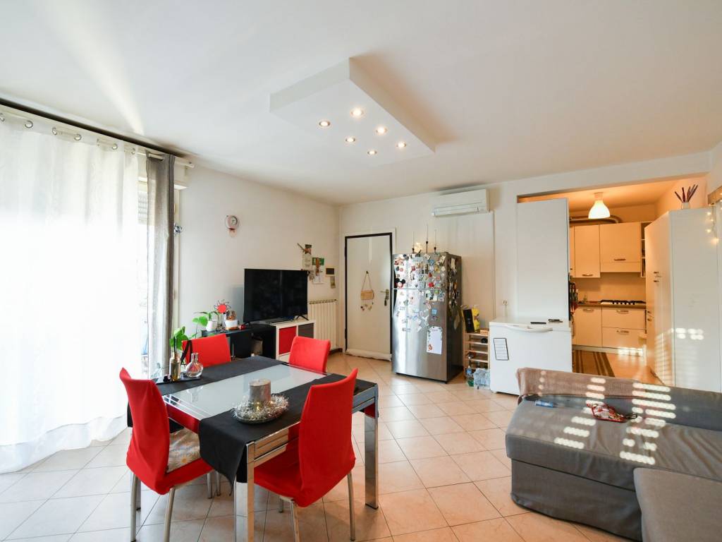 Appartamento a Ravarino in Via Maestra, 157 - Foto 2
