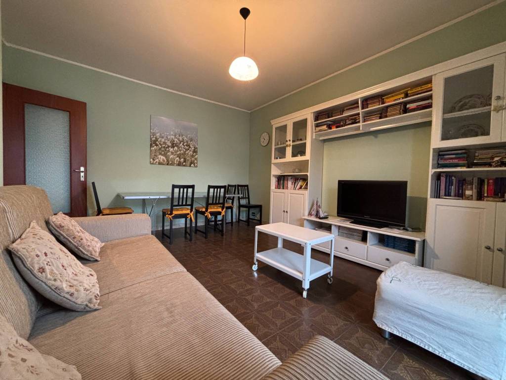 Appartamento a Aosta in Via Volontari del Sangue, 5 - Foto 2