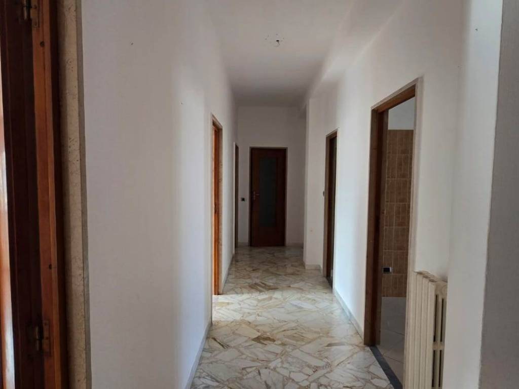 Appartamento a Martina franca in VIALE DELLA LIBERTA' - Foto 2