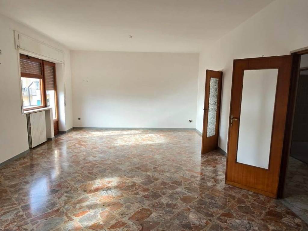 Appartamento a Martina franca in VIALE DELLA LIBERTA' - Foto 3