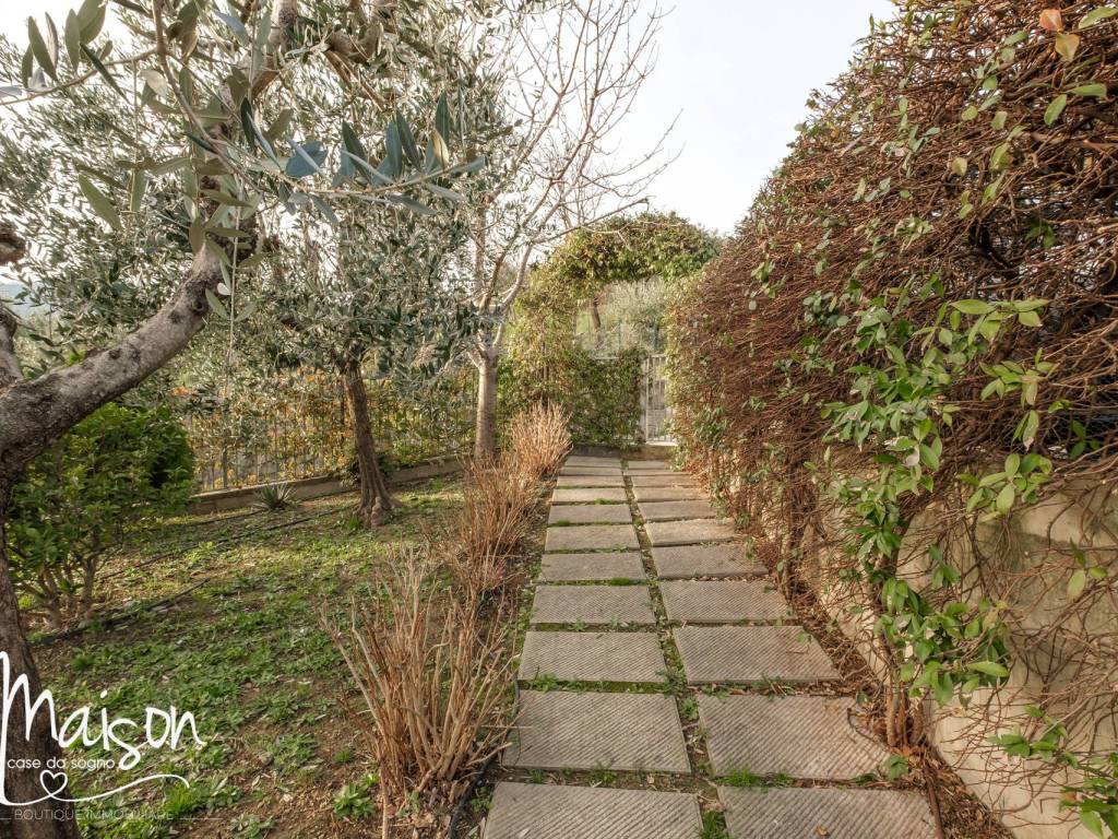 Villa a Montale in Via Atto Vannucci, 135 - Foto 4