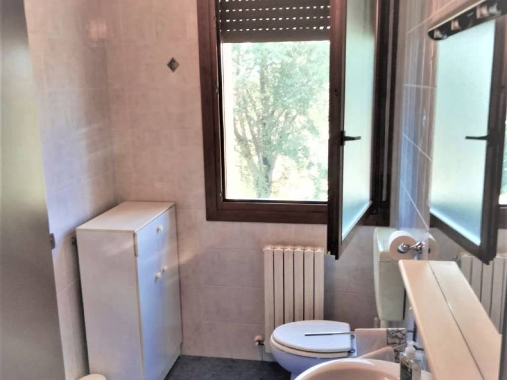 Appartamento a Budrio in Via Adelio Cavazza - Foto 3