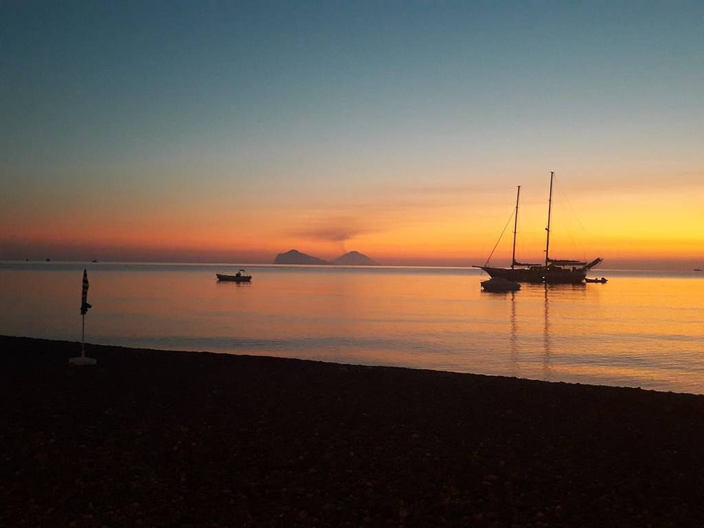Casa indipendente a Lipari in Via Cesare Battisti - Foto 2
