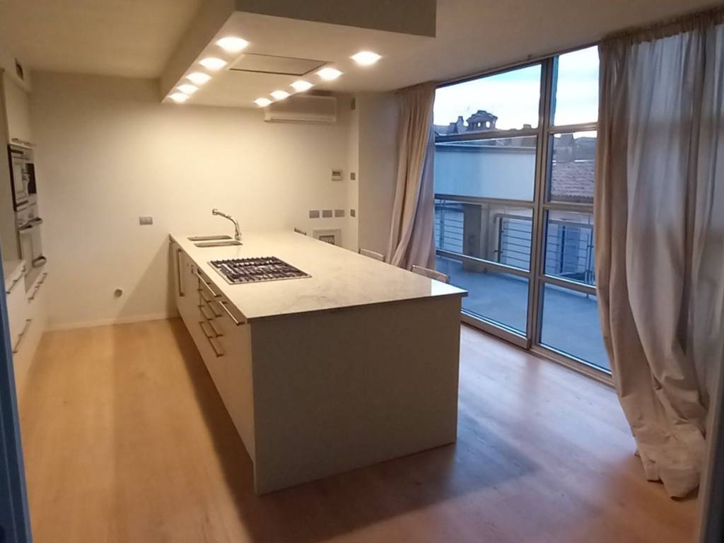 Appartamento a Piacenza in Corso Vittorio Emanuele II - Foto 4