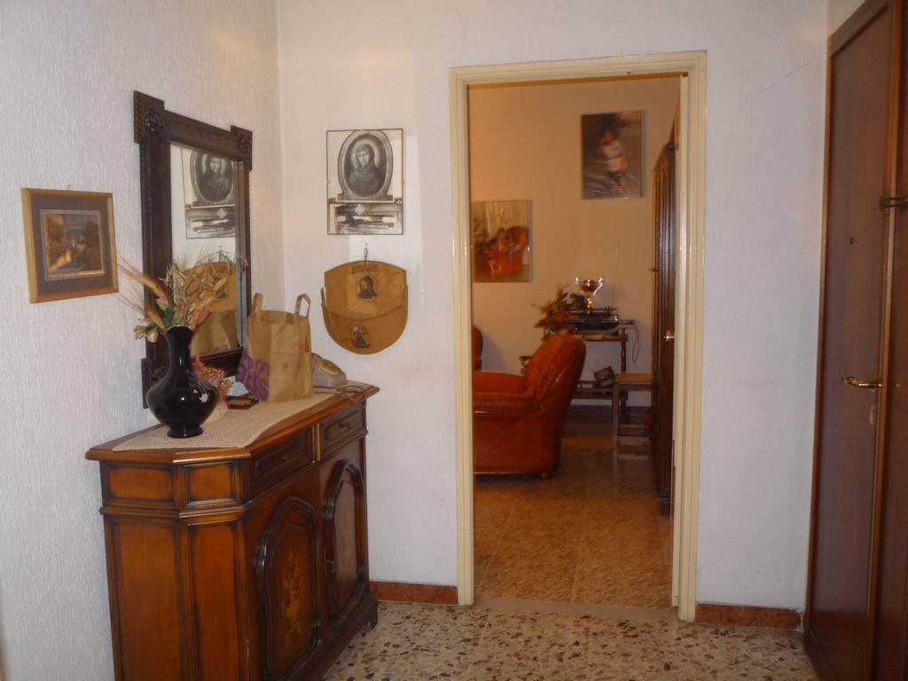 Appartamento a Ceccano in Piazza Berardi, 44 - Foto 2