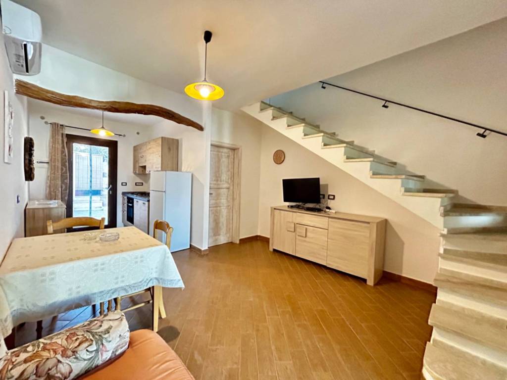 Villa a Minturno in Via Cristoforo Colombo, 104 - Foto 5