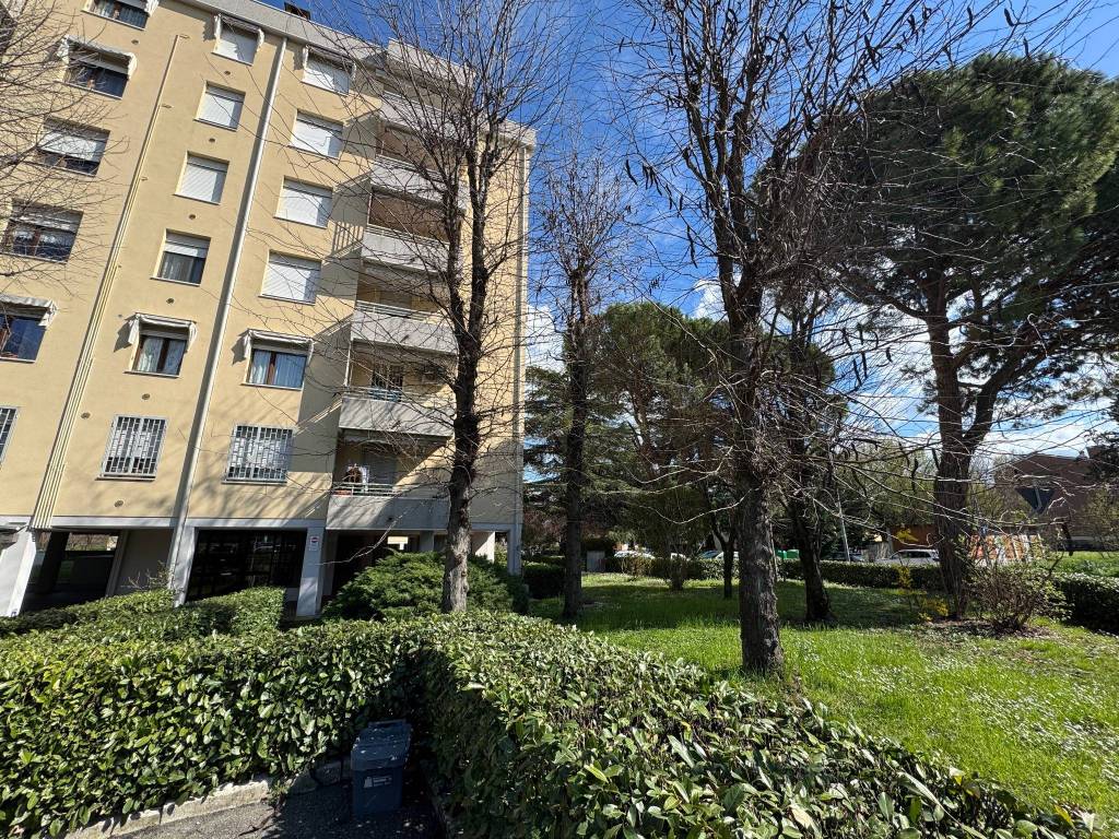 Appartamento a Casalecchio di reno in Via Caduti di Cefalonia, 11 - Foto 2