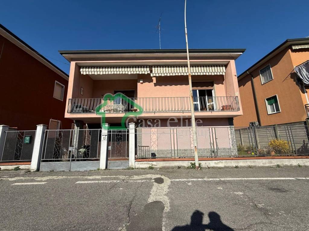 Villa a Lodi in Via Ferdinando Bocconi - Foto 4