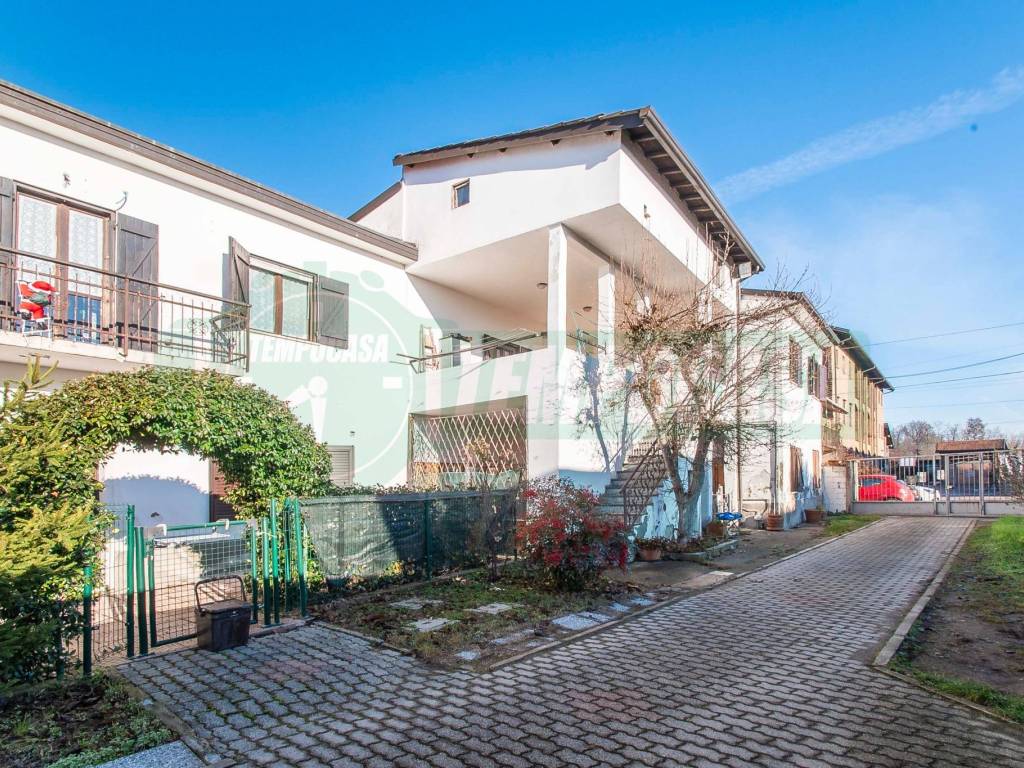 Appartamento a Uboldo in Via Cascina Regusella, 15 - Foto 3