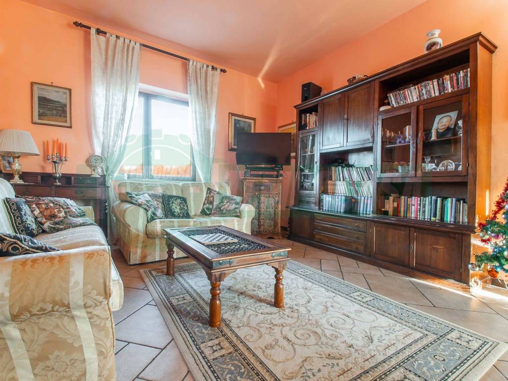 Appartamento a Uboldo in Via Cascina Regusella, 15 - Foto 4