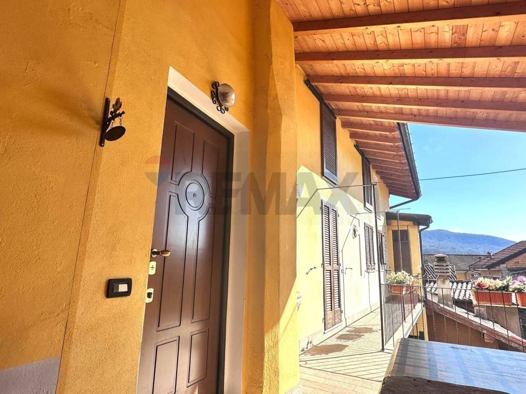 Appartamento a Cuveglio - Foto 2