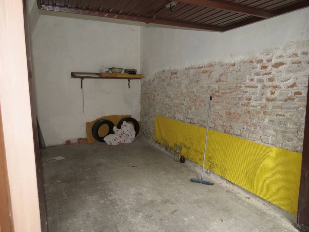 Box / garage a Pavia in Via Pietro Azzario - Foto 2