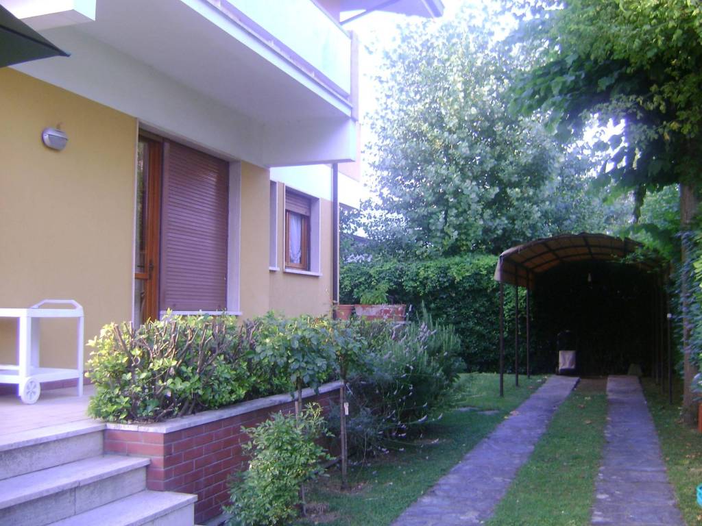 Villa a Forte dei marmi in Via Trento - Foto 3