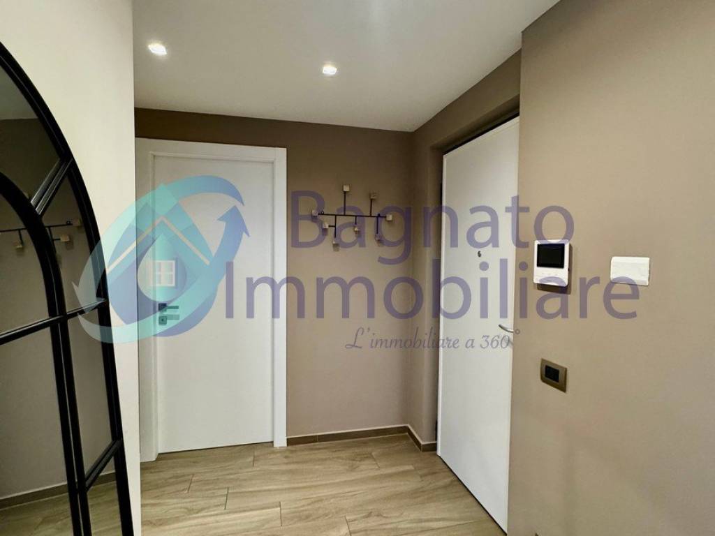 Appartamento a Dormelletto in Via Giosuè Carducci, 7 - Foto 3