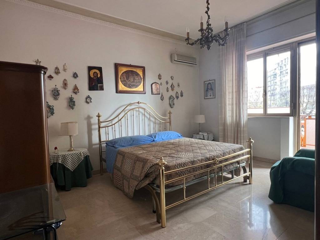 Appartamento a Taranto in viale Magna Grecia, 468 - Foto 5