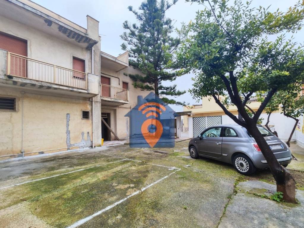 Appartamento a Castelvetrano in Via Giovanni Caracci, 2 - Foto 4